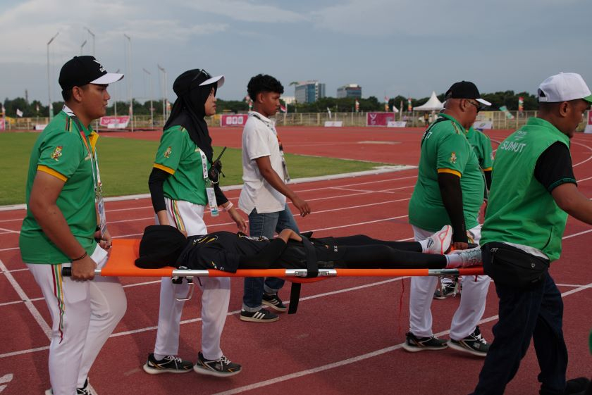 Tim Medical Center PON XXI di Stadion Madya Atletik, Deliserdang, Kamis (19/9/2024). (Dok/PB PON XXI Sumut)