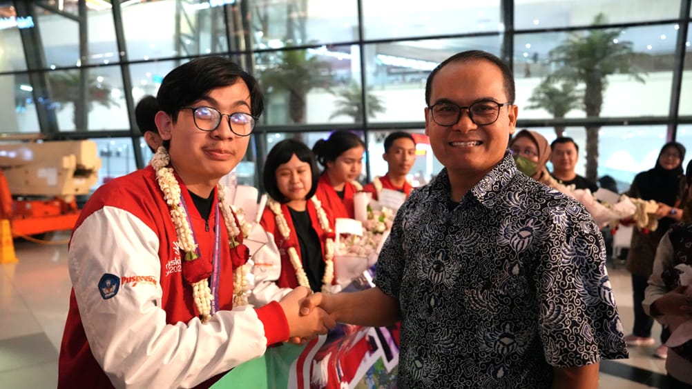 Delegasi Indonesia disambut meriah di Bandara Soekarno Hatta, Tangerang, Selasa (17/9/2024). (Dok/Kemendikbudristek)