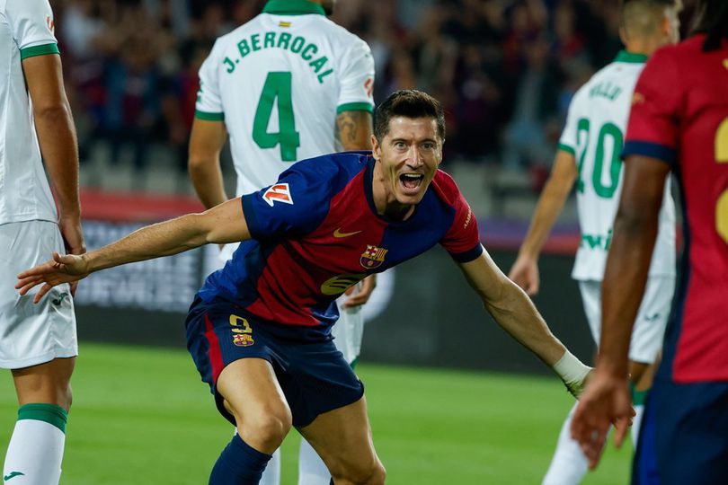 Selebrasi Robert Lewandowski dalam laga La Liga antara Barcelona vs Getafe, Kamis (26/9/2024).