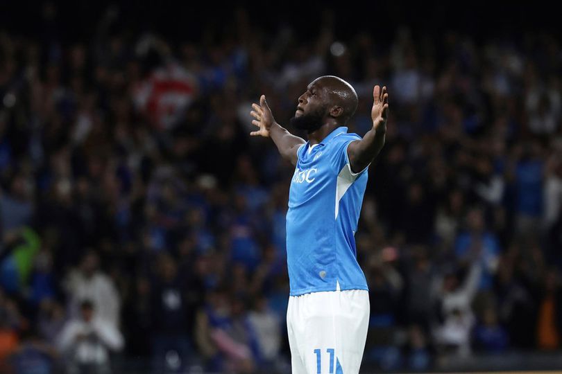 Selebrasi Romelu Lukaku dalam laga Serie A antara Napoli vs Como, Jumat (4/10/2024).