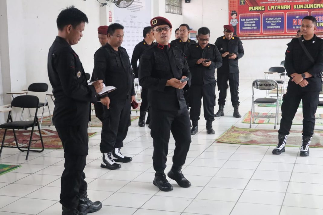 Kalapas Pancurbatu, Nimrot Sihotang, bersama jajaran pejabat struktural melakukan kontrol sarana dan prasarana, Kamis (3/10/2024).