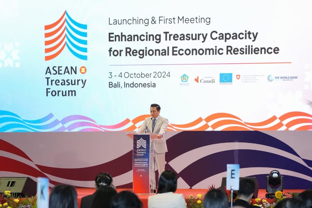 Wakil Menteri Keuangan II, Thomas Djiwandono, dalam ASEAN Treasury Forum (ATF) 2024 di Bali, Kamis (3/10/2024). (Dok/Kemenkeu)