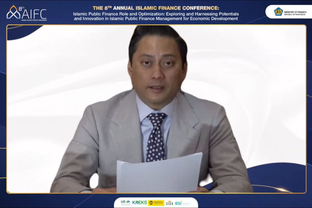 Wamenkeu Thomas Djiwandono menyampaikan pemaparannya dalam 8th Annual Islamic Finance Conference (AIFC) yang diselenggarakan di Jakarta, Kamis (3/10/2024). (Dok/Kemenkeu)