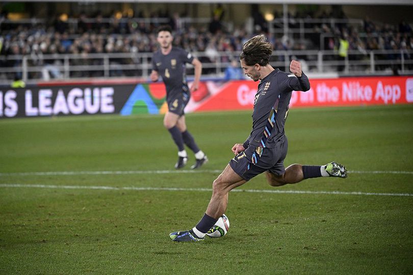 Momen Jack Grealish mencetak gol di laga Finlandia vs Inggris, UEFA Nations League 2024/2025, Minggu (13/10/2024).