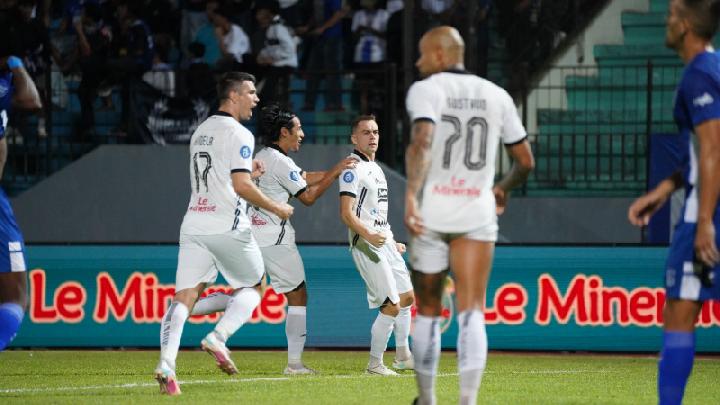 Pertandingan PSIS Semarang vs Persija Jakarta pada pekan kedelapan Liga 1, di Stadion Moch Soebroto, Magelang, Kamis (17/10/2024).