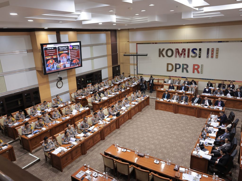 Suasana konferensi pers di Kompleks DPR, Senayan, Jakarta, tempat Kapolri Jenderal Listyo Sigit Prabowo mengungkap pencapaian Polri dalam pemberantasan narkoba, Senin (11/11/2024). (Dok/Humas Polri)