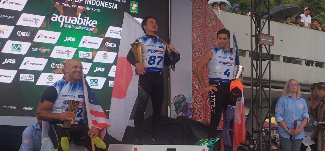 Rider asal jepang, Isahai Hajime meraih juara pertama Aquabike Jetski World Championship Endurance Cup di Parapat, Kabupaten Simalungun, Jumat (15/11/2024).