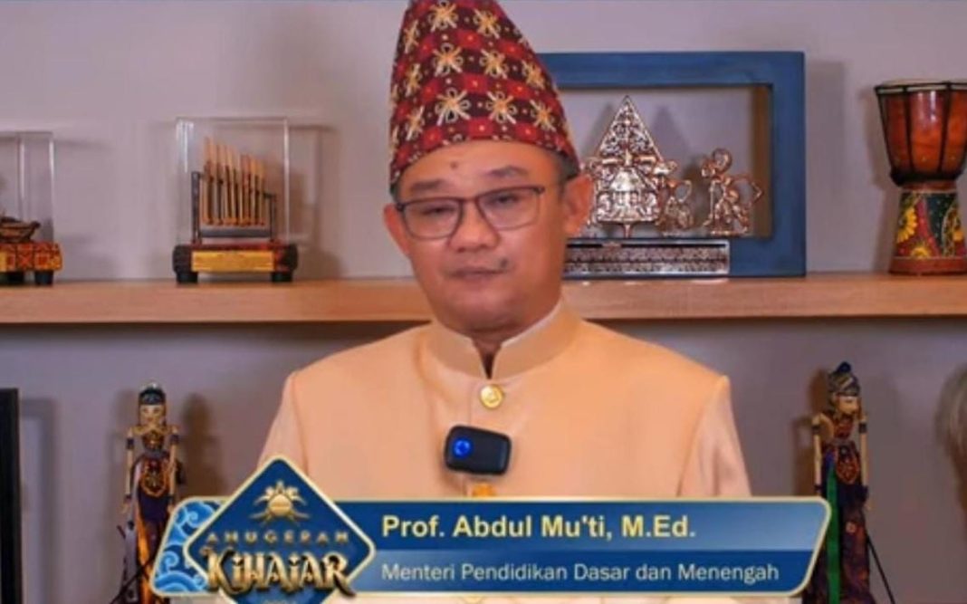 Mendikdasmen, Abdul Mu'ti, menghadiri Anugerah Kihajar 2024. (Dok/Kemendikdasmen)