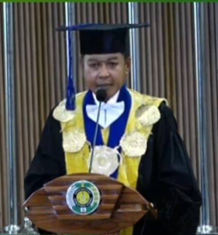 Prof Dr Muryanto Amin.