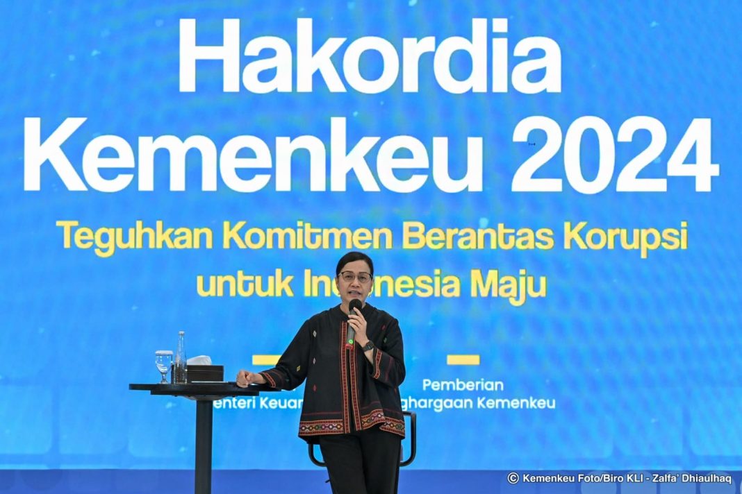 Menteri Keuangan (Menkeu) Sri Mulyani Indrawati pada acara puncak peringatan Harkodia 2024 bertajuk ’Teguhkan Komitmen Berantas Korupsi untuk Indonesia Maju’ di Jakarta, Kamis (12/12/2024). (Dok/Kemenkeu)