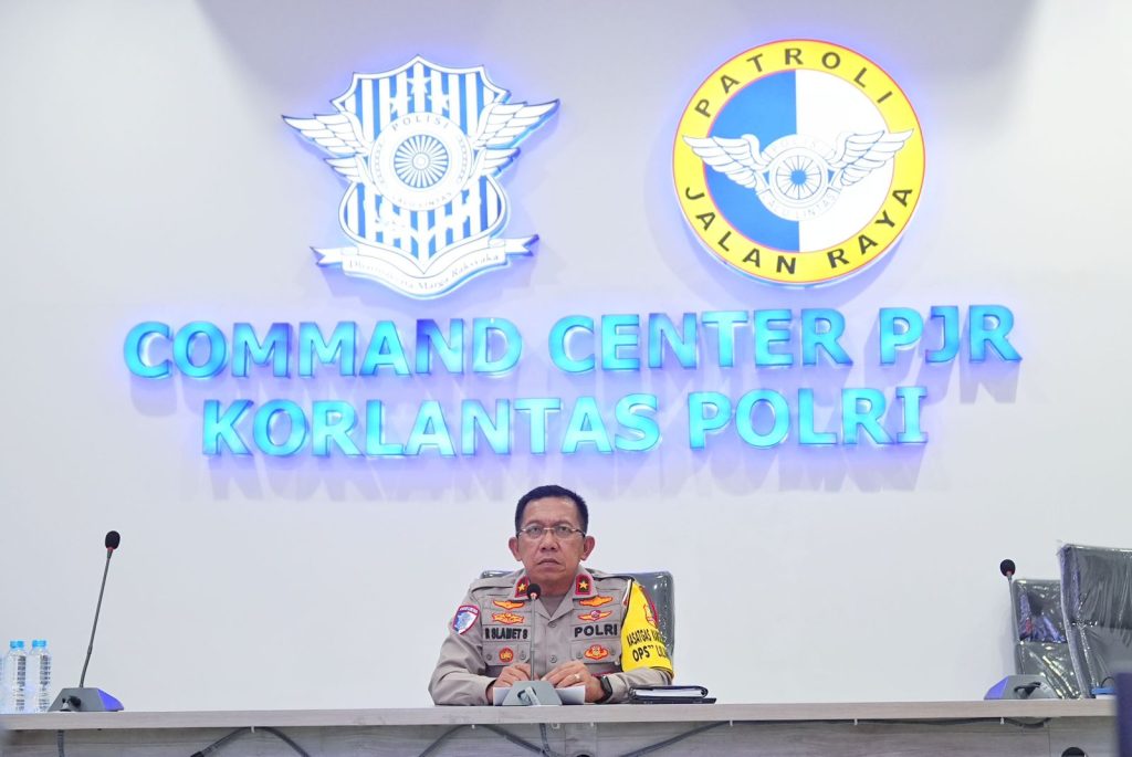 Dirgakkum Korlantas Polri, Brigjen Pol Raden Slamet Santoso.