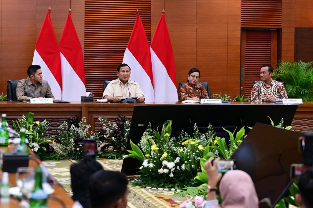 Presiden Prabowo Subianto menghadiri kegiatan penutupan Kas APBN Tahun 2024 hadir di Kantor Kemenkeu, Jakarta, Selasa (31/12/2024). (Dok/BPMI Setpres)