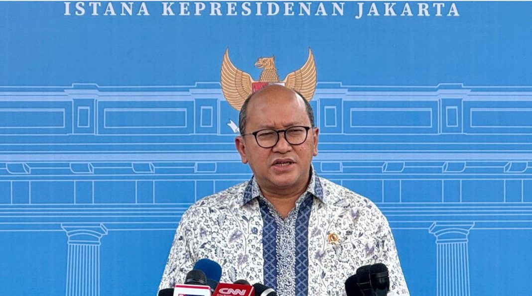 Menteri Investasi dan Hilirisasi, Rosan Roeslani, saat keterangan pers di Kompleks Istana Kepresidenan, Jakarta.