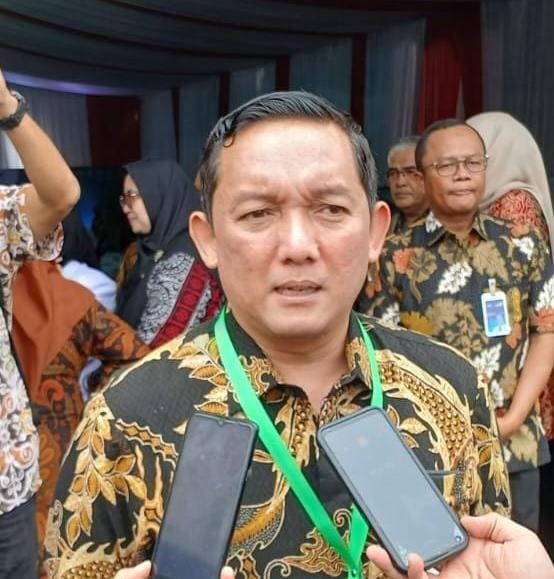 Kadinkes Kota Medan, Yuda Pratiwi Setiawan SSTP, memberikan pernyataan tegas terkait dugaan fee rujukan pasien BPJS ke RS swasta, Jumat (17/1/2025).