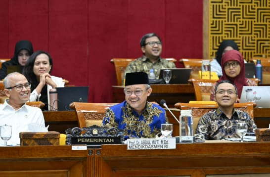 Mendikdasmen Abdul Mu’ti, saat menghadiri Rapat Kerja dengan Komisi X DPR RI di Jakarta untuk membahas capaian 100 hari kerja, Rabu (22/1/2025). (Dok/Kemendikdasmen)