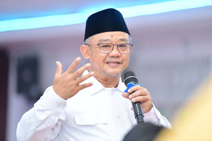 Menteri Pendidikan Dasar dan Menengah, Abdul Mu'ti, memberikan penjelasan terkait Surat Edaran Bersama tentang pembelajaran selama bulan Ramadan, di Jakarta, Selasa (21/1/2025).