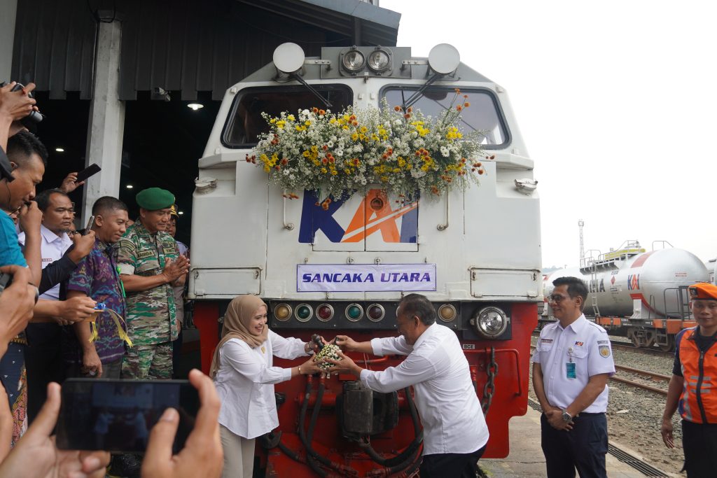 Peluncuran Kereta Api Sancaka Utara dengan rute baru, Cilacap–Surabaya Pasarturi, Sabtu (1/2/2025). (Dok/Diskominfo Jateng)