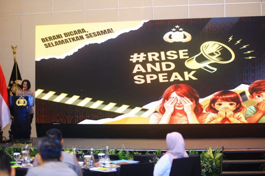 Direktur PPA & PPO Bareskrim Polri, Brigjen Pol Nurul Azizah, menyampaikan sambutan dalam peluncuran kampanye nasional #RiseAndSpeak di Jakarta.