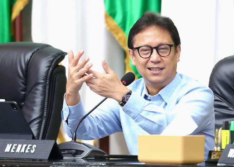 Menteri Kesehatan RI Budi Gunadi Sadikin dalam Rapat Koordinasi membahas capaian program Pemeriksaan Kesehatan Gratis (PKG), Senin (17/3/2025). (Dok/Kemenkes)