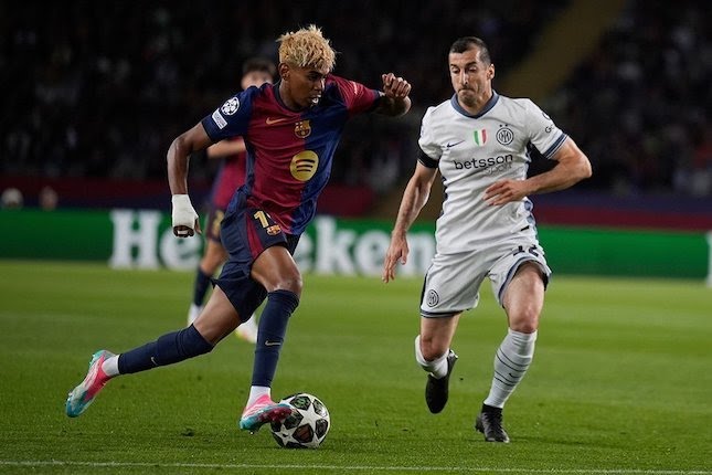 Aksi Lamine Yamal di laga Barcelona vs Inter Milan, Semifinal Liga Champions 2024/2025.