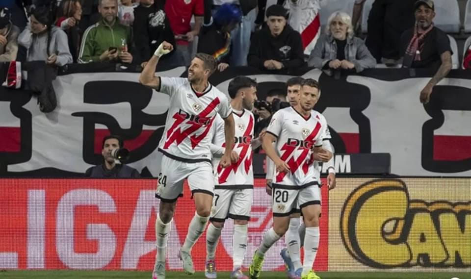 Rayo Vallecano meraih kemenangan tipis 1-0 atas Getafe dalam derby yang krusial, memperbaiki peluang mereka untuk kualifikasi Eropa musim 2024/2025.
