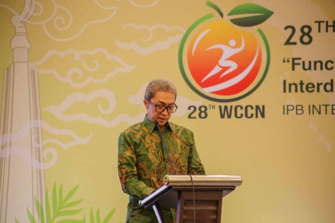 Wali Kota Bogor Dedie A Rachim menyampaikan sambutan dalam pembukaan Kongres Gizi Klinis Dunia ke-28 (28th WCCN) di IPB International Convention Center, Kamis (29/5/2025).